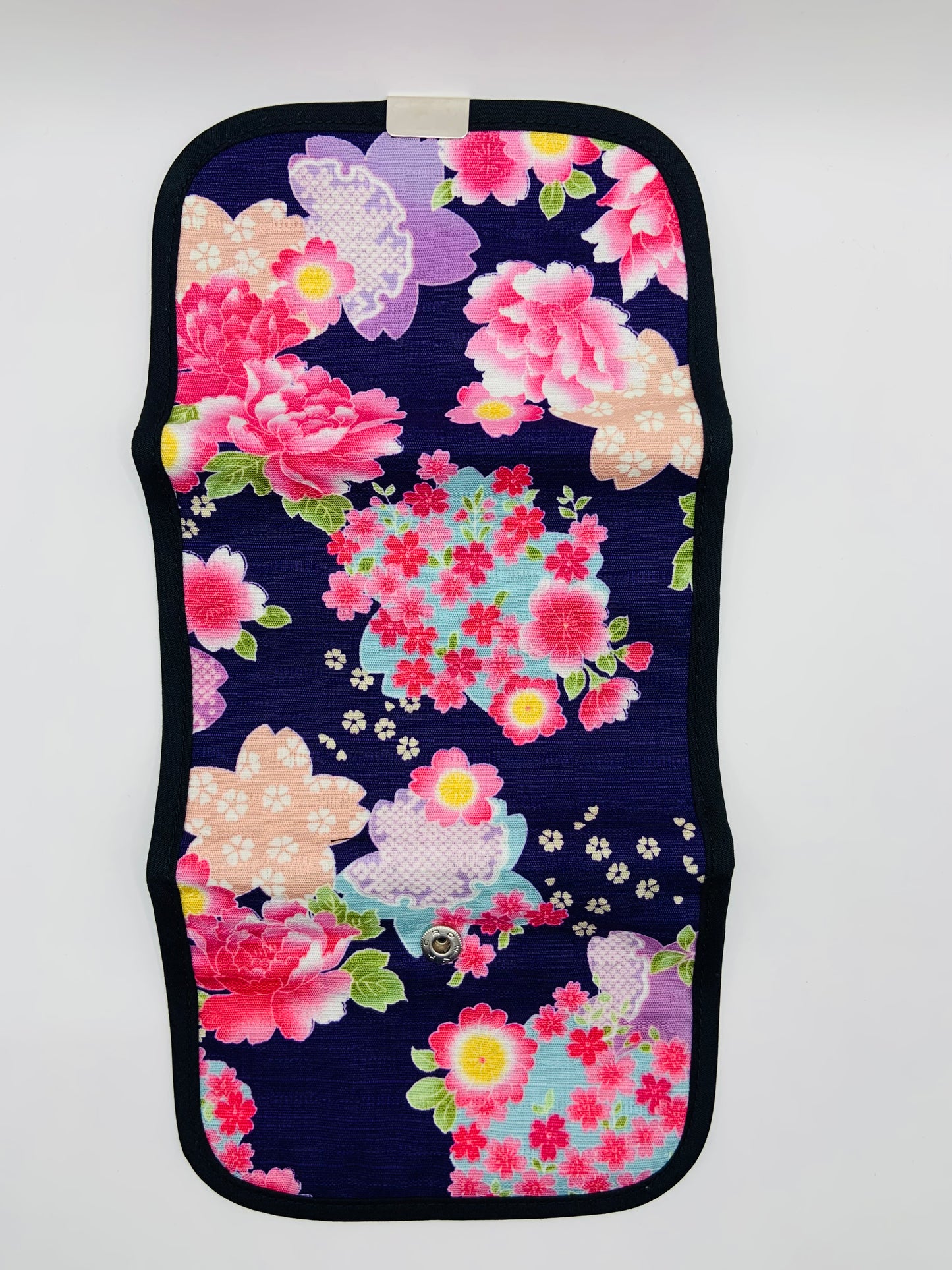 Pill wallet with 3 Compartments | Kimono Design