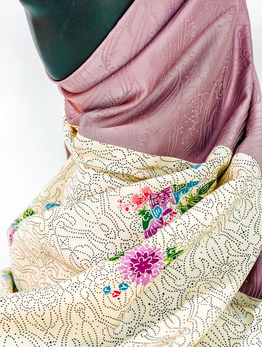Beige Geometric Floral Theme Silk Kimono x Hijab